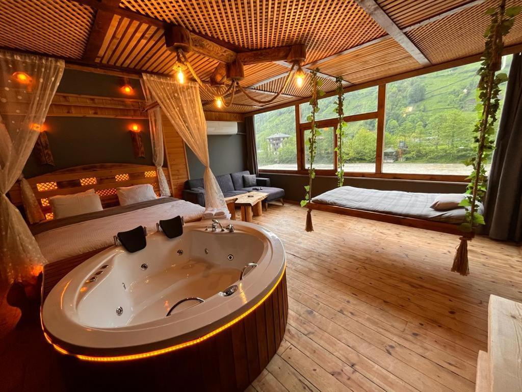 Wooden Palace V.I.P Suit Rize Exteriör bild